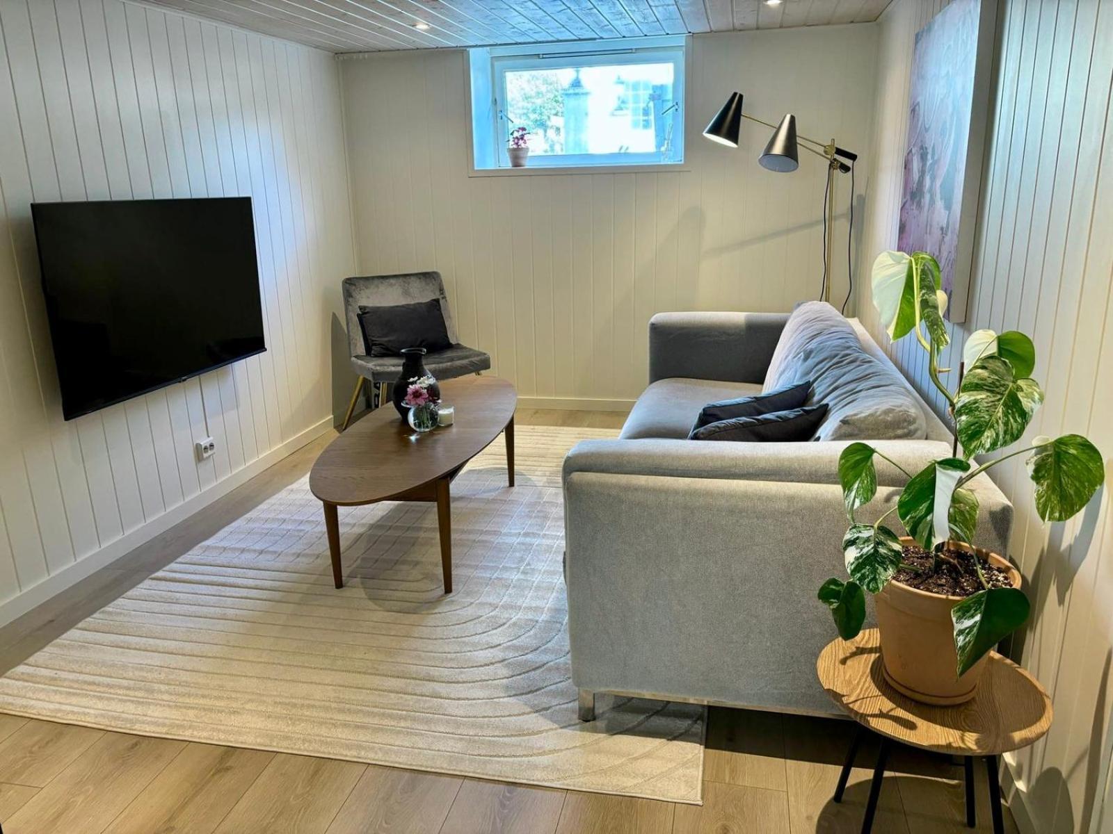 Down Town Apartment With Outside Area In Villa Kristiansand Eksteriør bilde