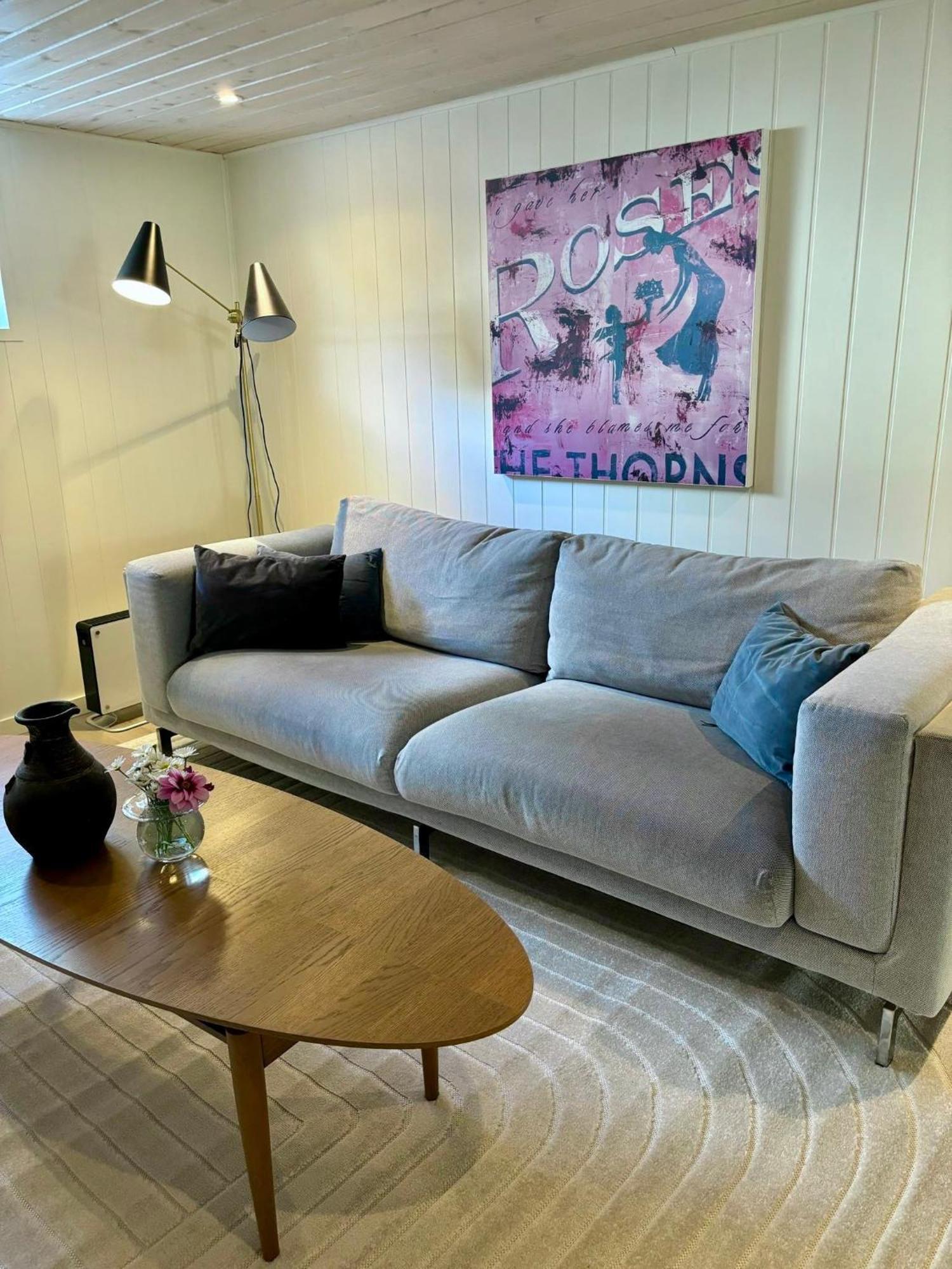 Down Town Apartment With Outside Area In Villa Kristiansand Eksteriør bilde