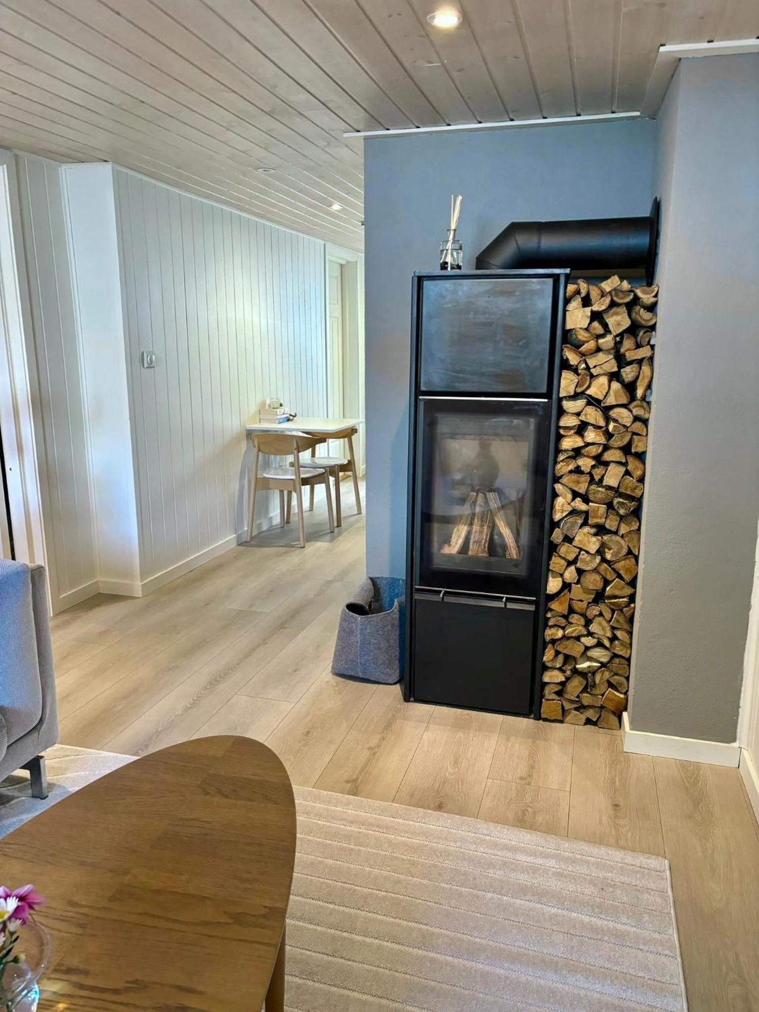 Down Town Apartment With Outside Area In Villa Kristiansand Eksteriør bilde