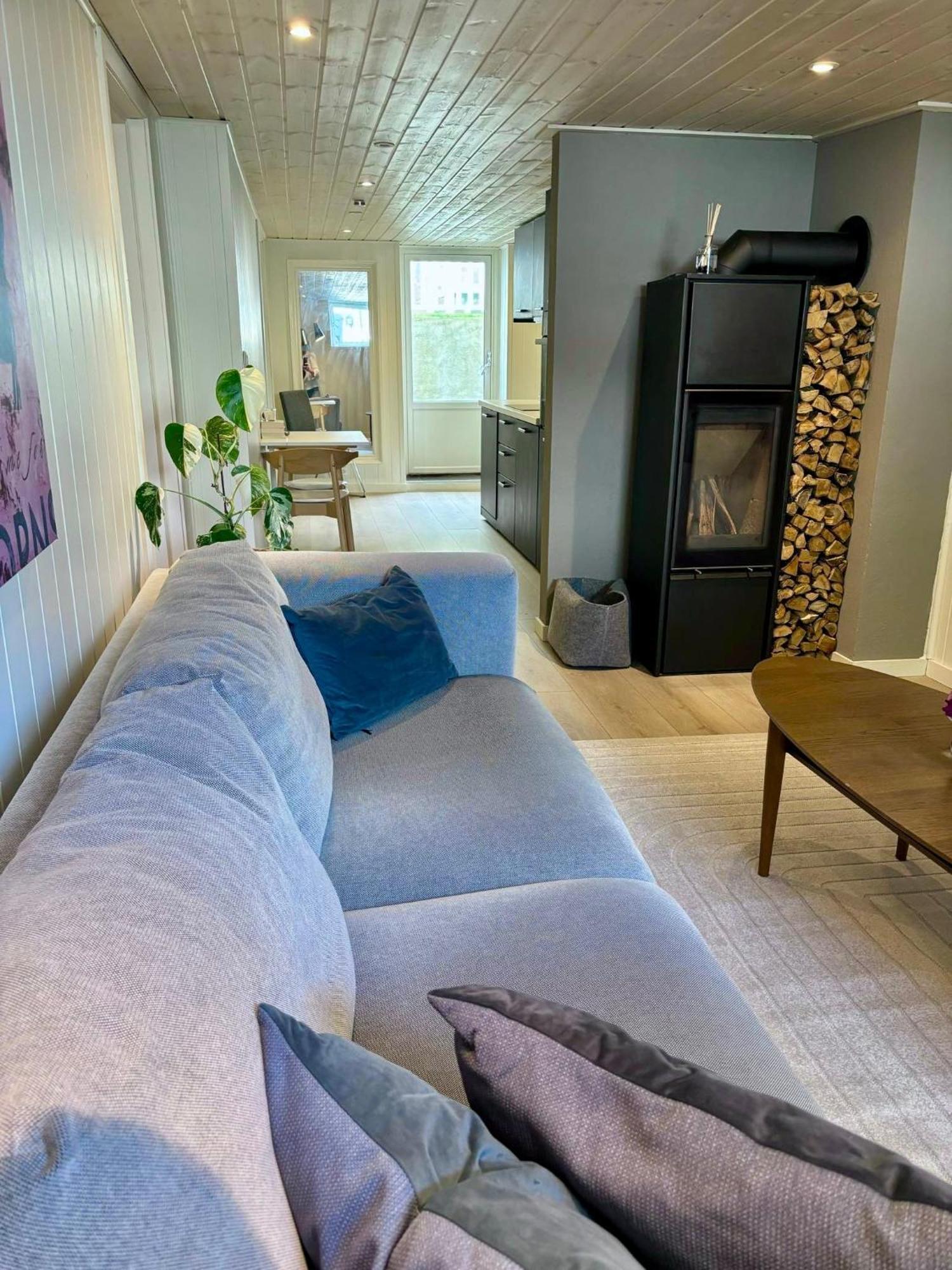 Down Town Apartment With Outside Area In Villa Kristiansand Eksteriør bilde